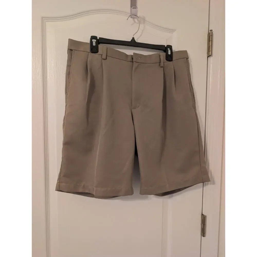 Haggar Shorts Mens 34 Tan Pleated Classic Preppy Casual Walk Chino Flex Waist